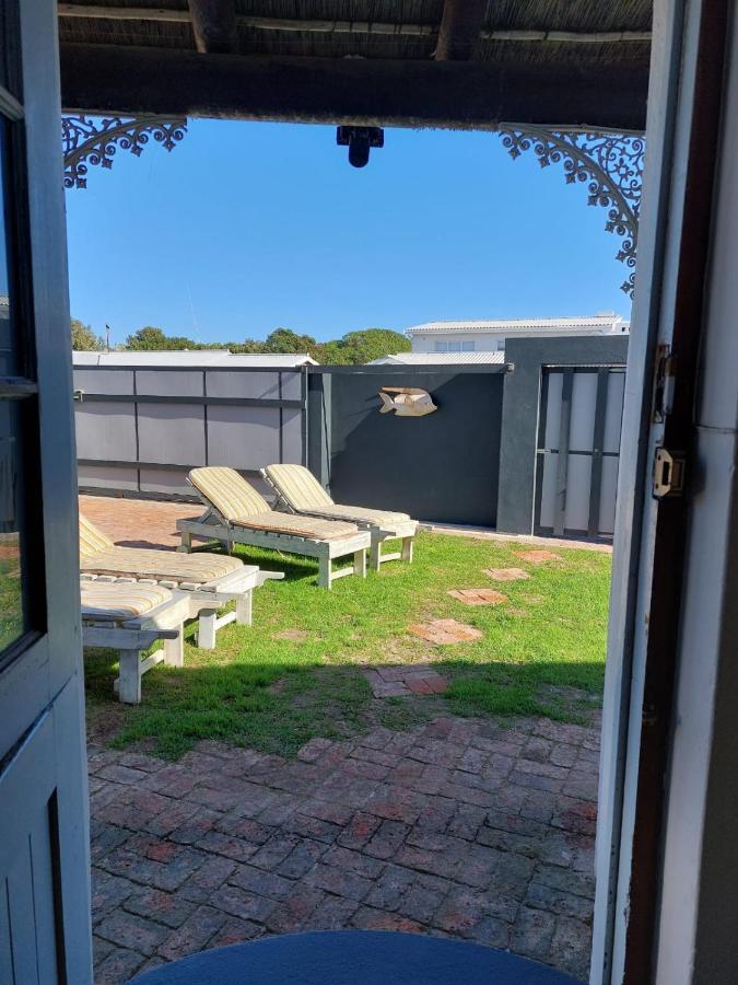 Starfish Accommodation Struisbaai Exterior foto