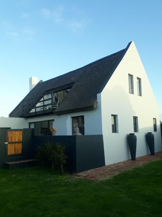 Starfish Accommodation Struisbaai Exterior foto
